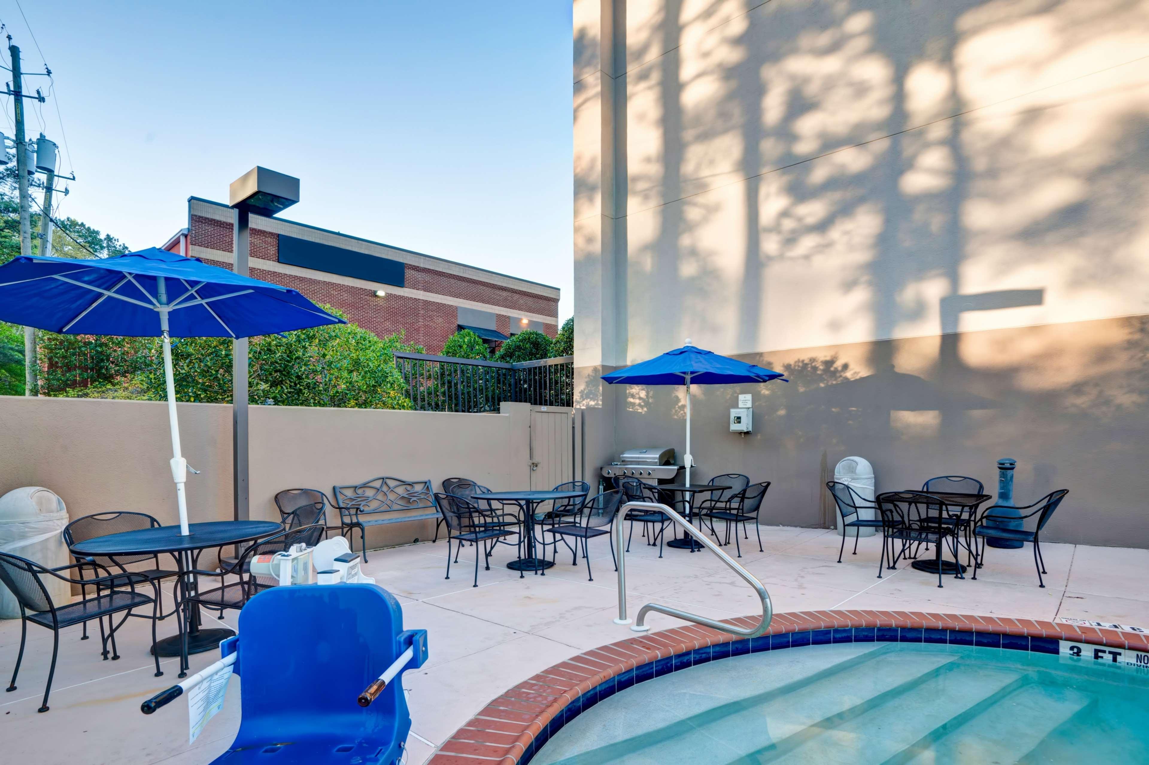 Hampton Inn Birmingham/Mountain Brook Εξωτερικό φωτογραφία