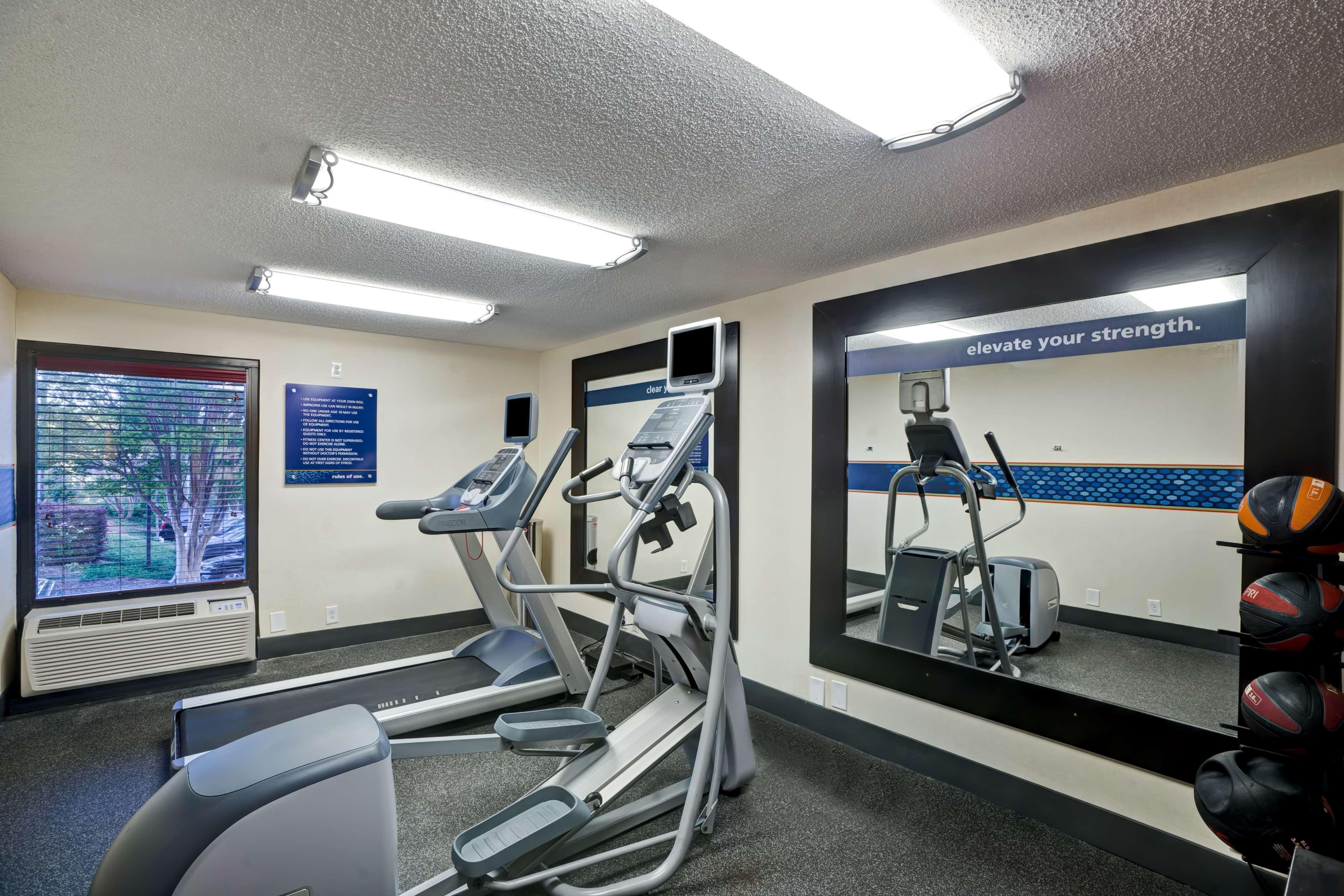 Hampton Inn Birmingham/Mountain Brook Εξωτερικό φωτογραφία