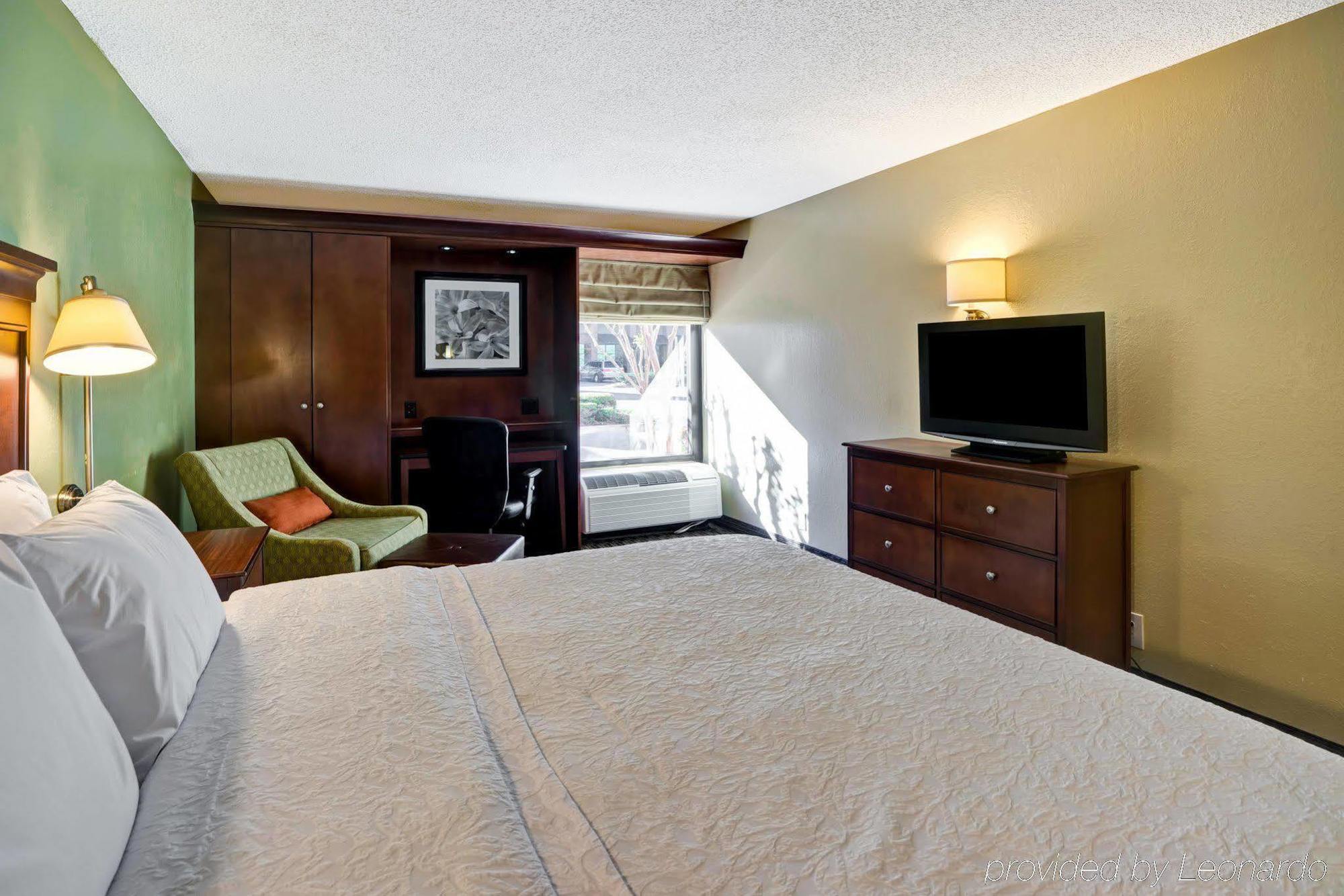 Hampton Inn Birmingham/Mountain Brook Εξωτερικό φωτογραφία